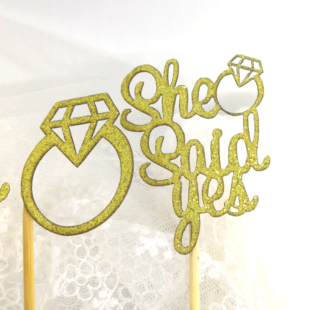 New 💕  She said Yes !Decor. 🍰 Cake Toppers 12